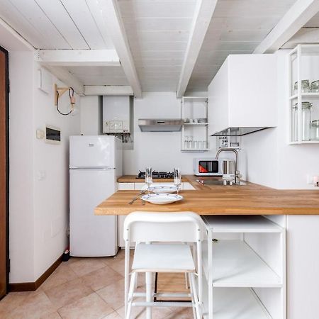 New! Studio Apt 700M From Corso Lodi! Milan Exterior photo