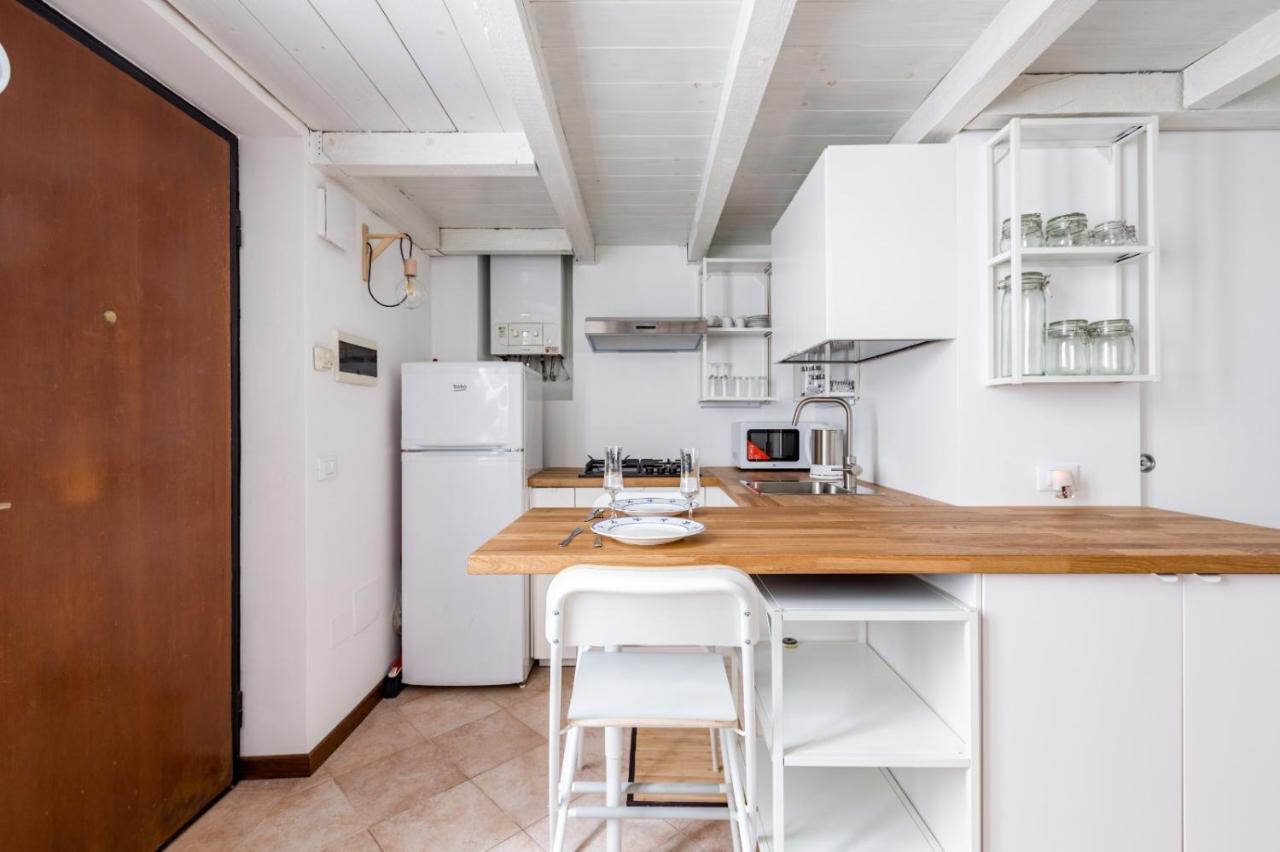 New! Studio Apt 700M From Corso Lodi! Milan Exterior photo
