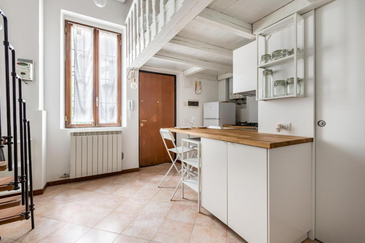 New! Studio Apt 700M From Corso Lodi! Milan Exterior photo